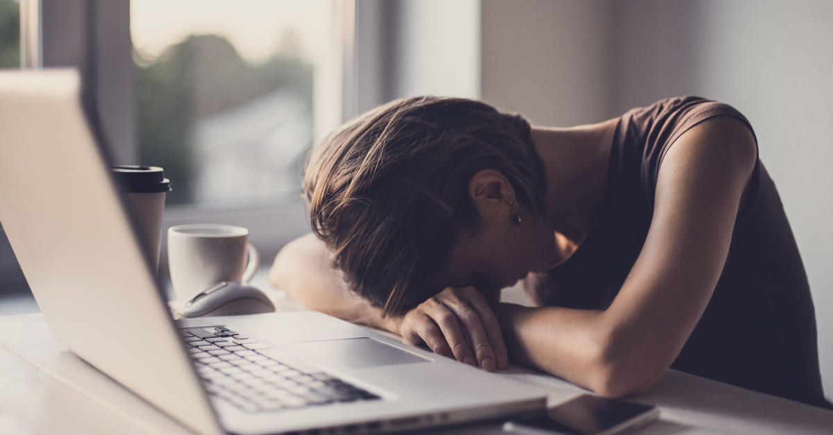 Burnout: conheça os 6 sinais de alerta e descubra como prevenir